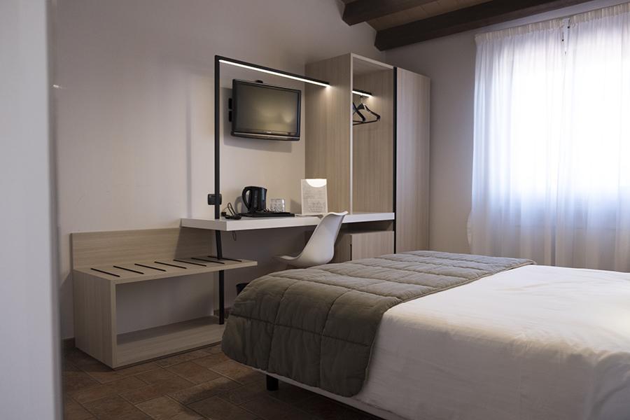 Hotel Relais Madonna Di Campagna Bastia Umbra Exterior foto